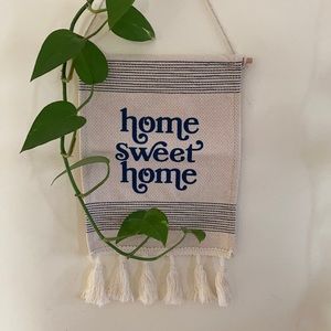 Home Sweet Home - Hanging Canvas Banner